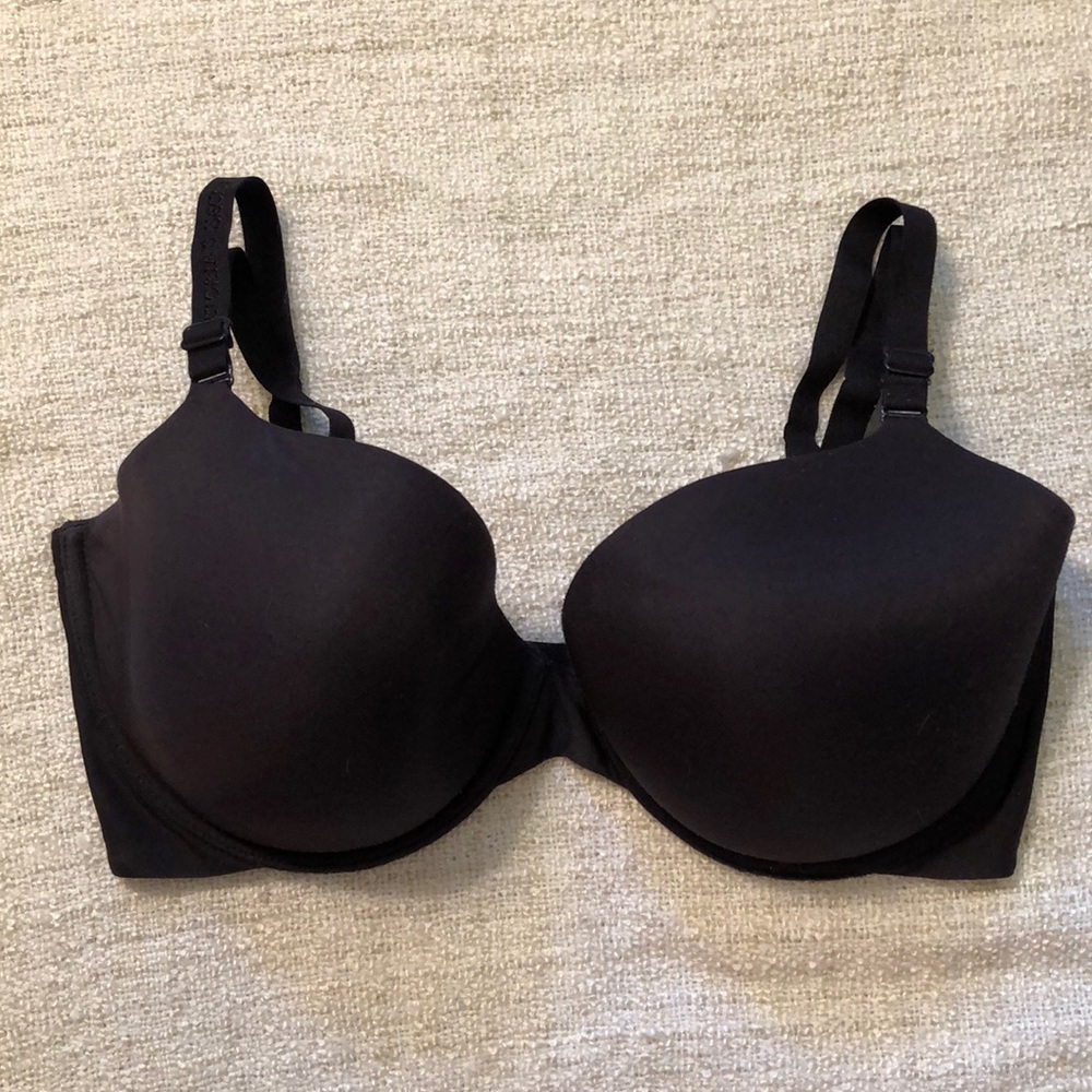 VS Lined Demi/Demi-Buste Doublé Bra in Black!